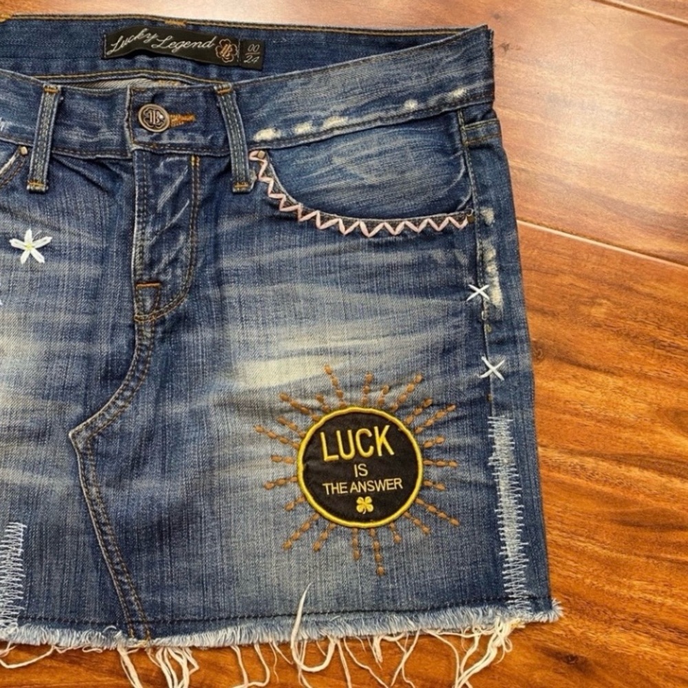 Lucky Brand Y2K Zoe Embroidered Patchwork Denim Mini Skirt Size 00 Boho Western - Picture 4 of 16